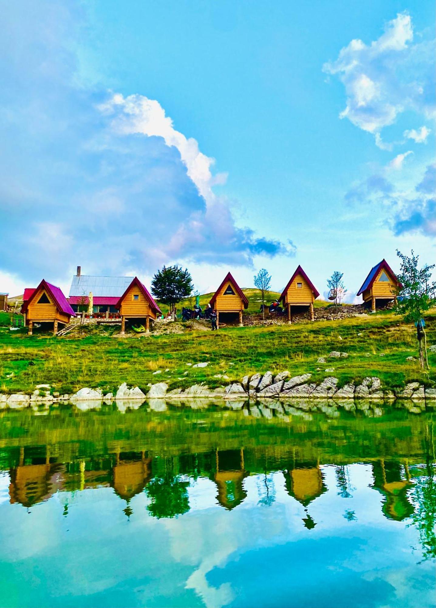 Bed and Breakfast Kapetanovo Jezero Bungalov Podgorica Exterior foto